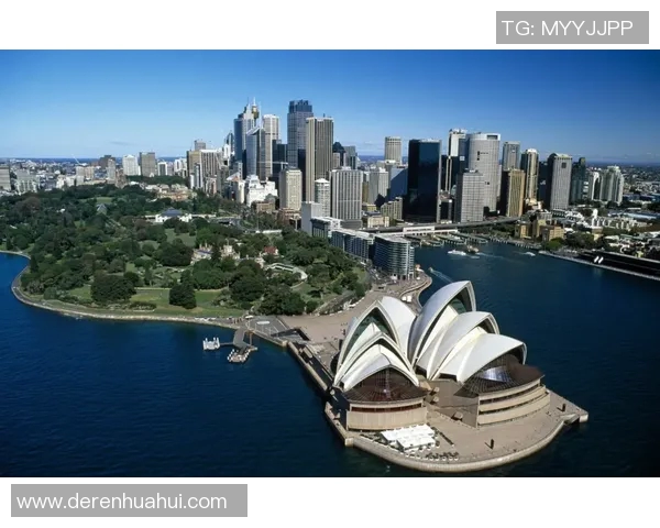 悉尼城东与西悉尼的文化碰撞与发展对比分析